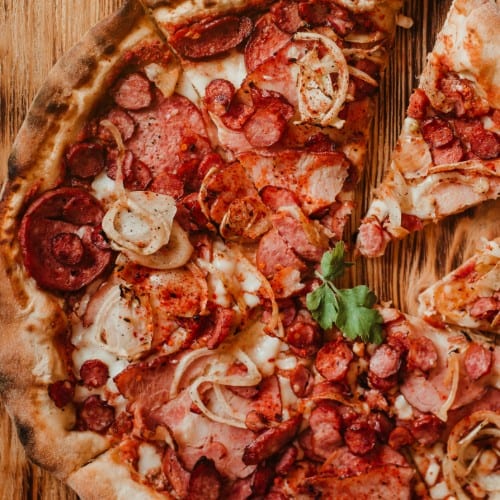 Gourmet Italiano Pizza.